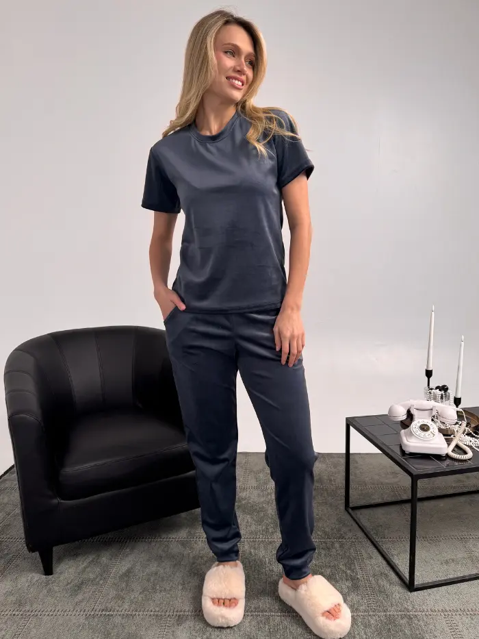 Купити - Велюровий комплект