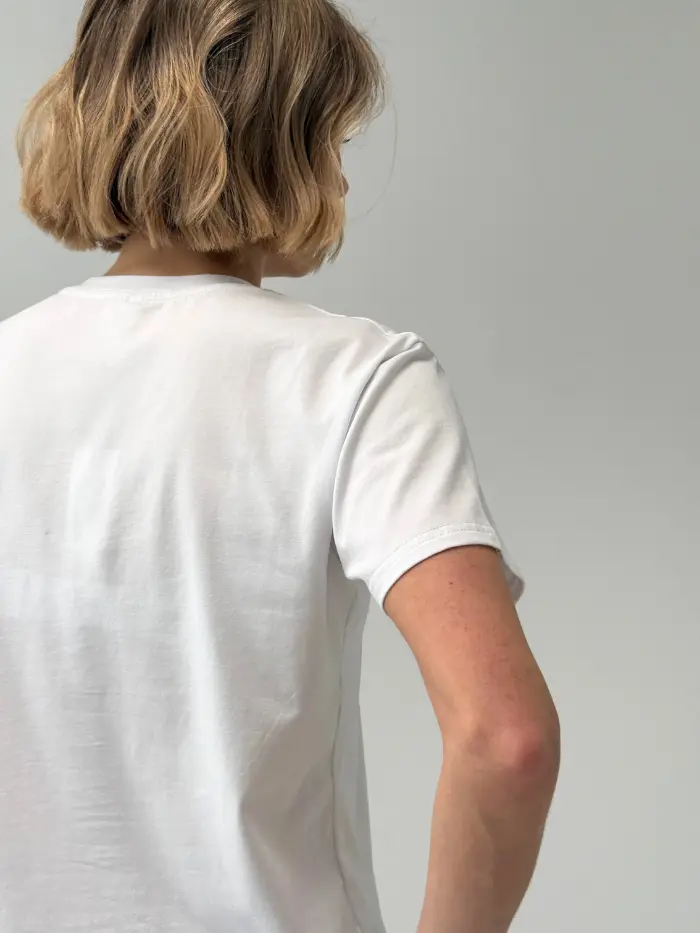 Купити - Футболка жіноча