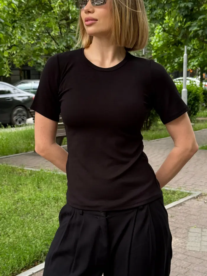Купити - Футболка жіноча